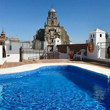 Apartamento San Juan, Parking privado Jerez de la Frontera Bagian luar foto