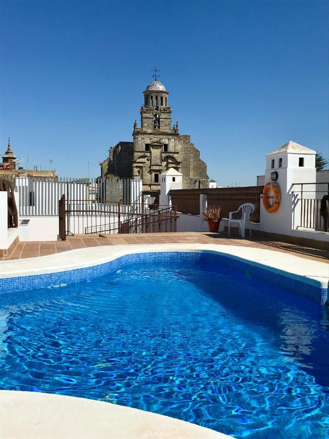 Apartamento San Juan, Parking privado Jerez de la Frontera Bagian luar foto