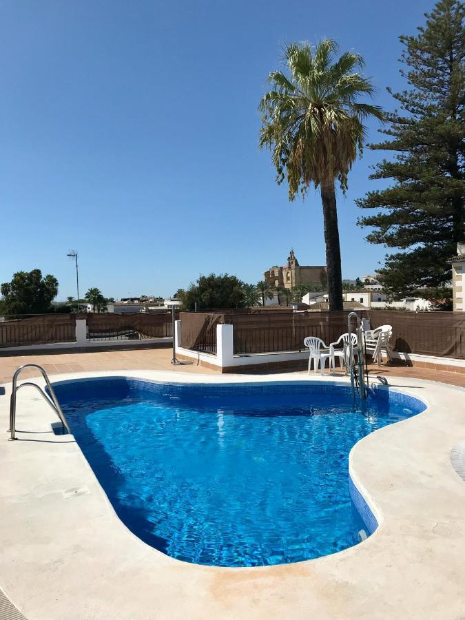 Apartamento San Juan, Parking privado Jerez de la Frontera Bagian luar foto